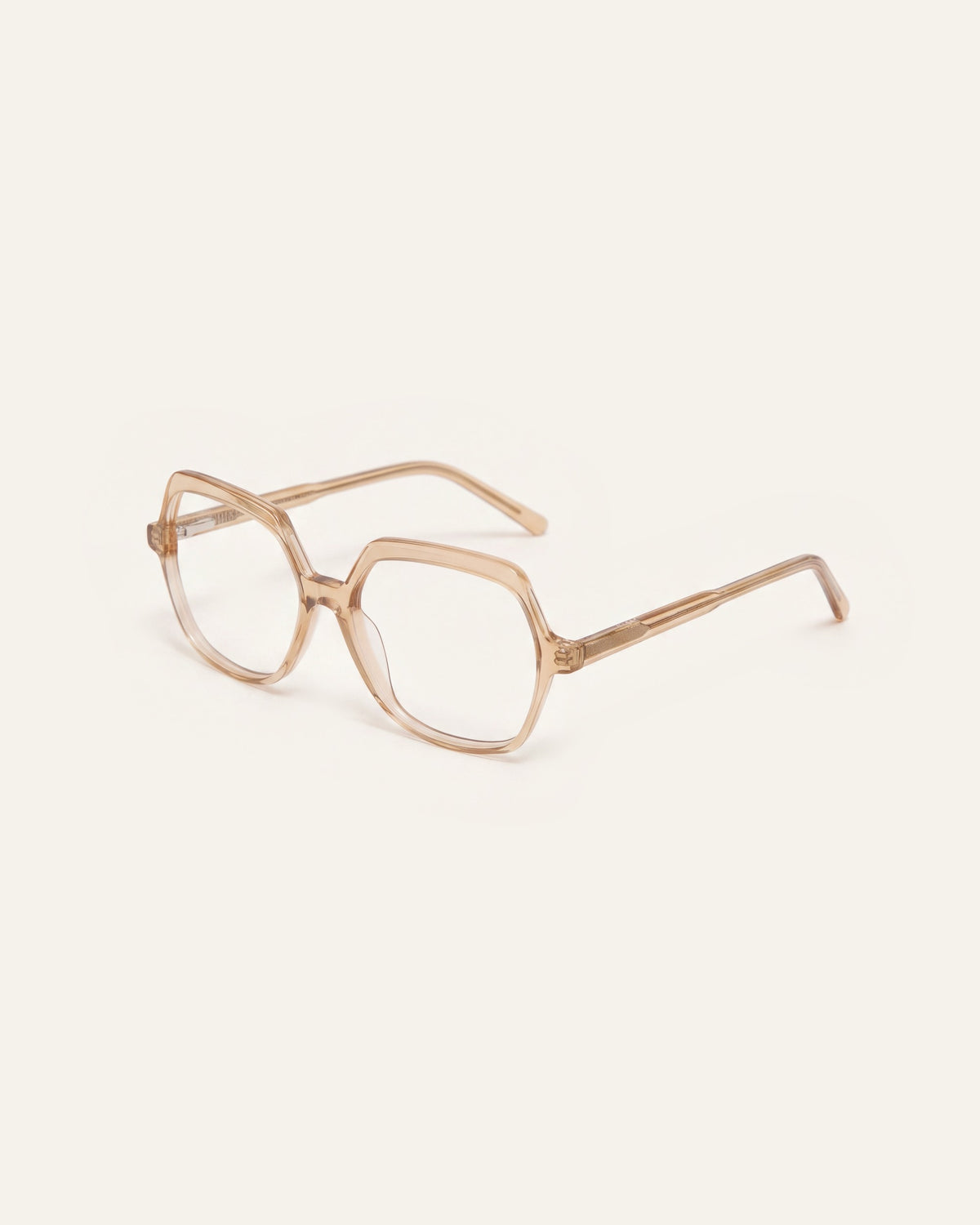Andrea Caramel Readers, three quarter
