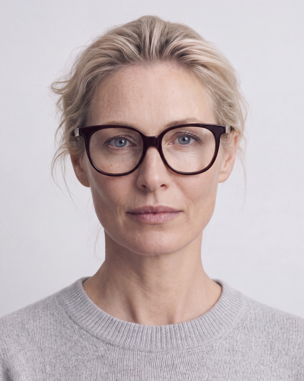 Maya Dark Brown Readers, worn