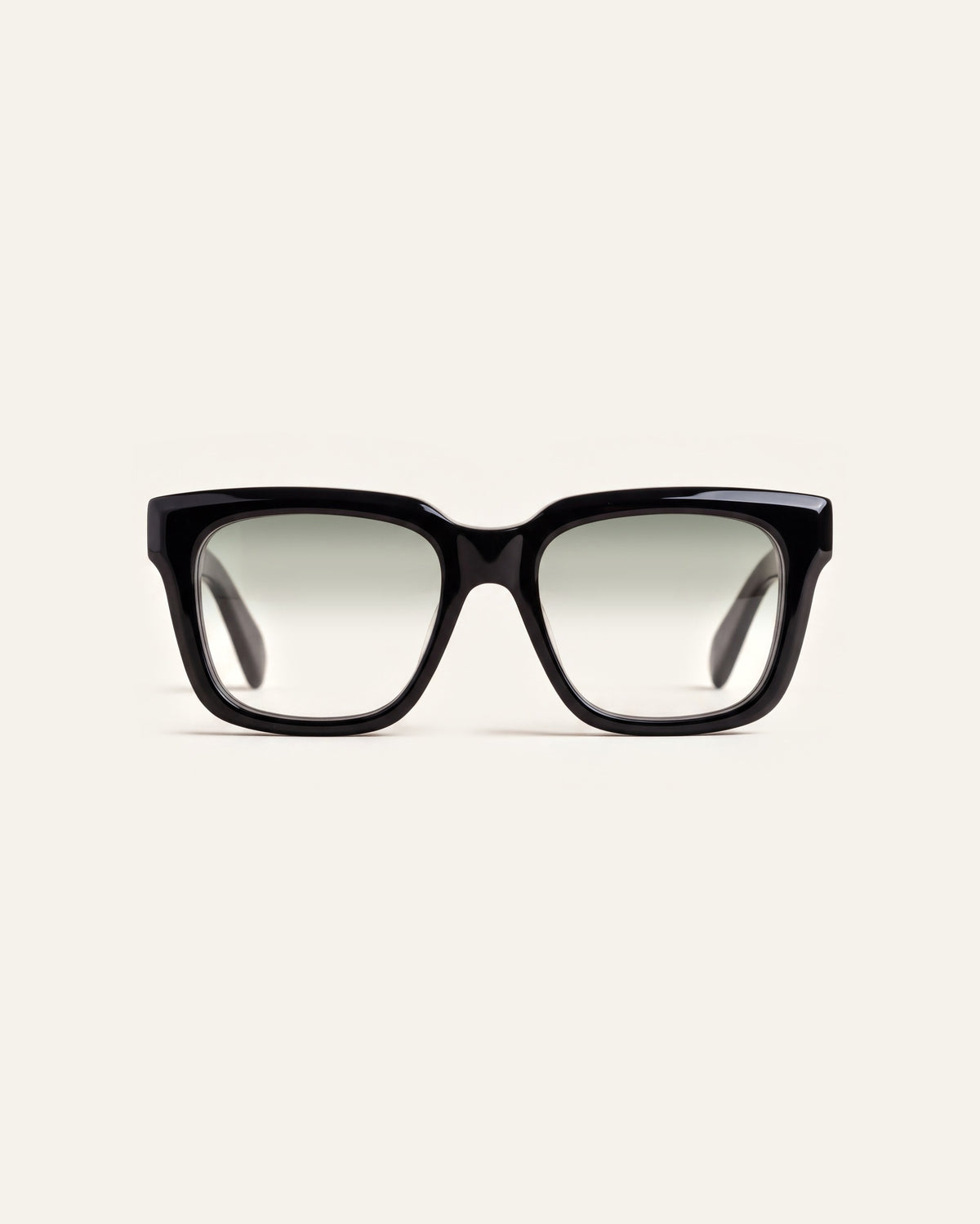 Therese in black, front, Sage lenses