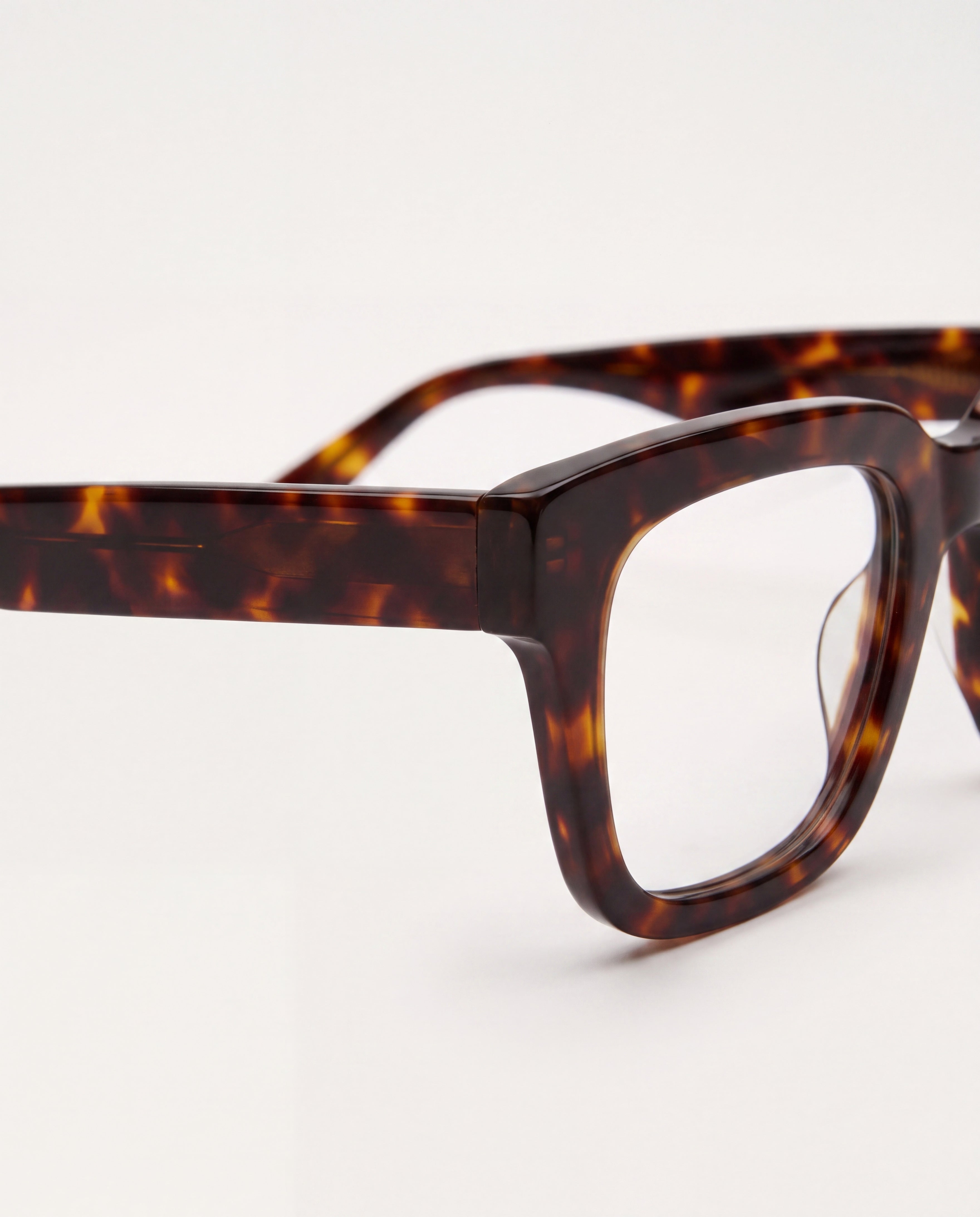 GLAS Dahlia Turtle Brown Readers – detail
